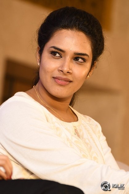 Hari-Teja-at-A-Aa-Movie-Success-Meet